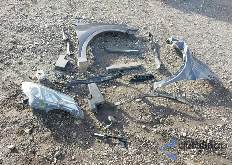 2015 Toyota Rav4 Xle z USA, uszkodzony, nr VIN 2T3WFREV0FW166623